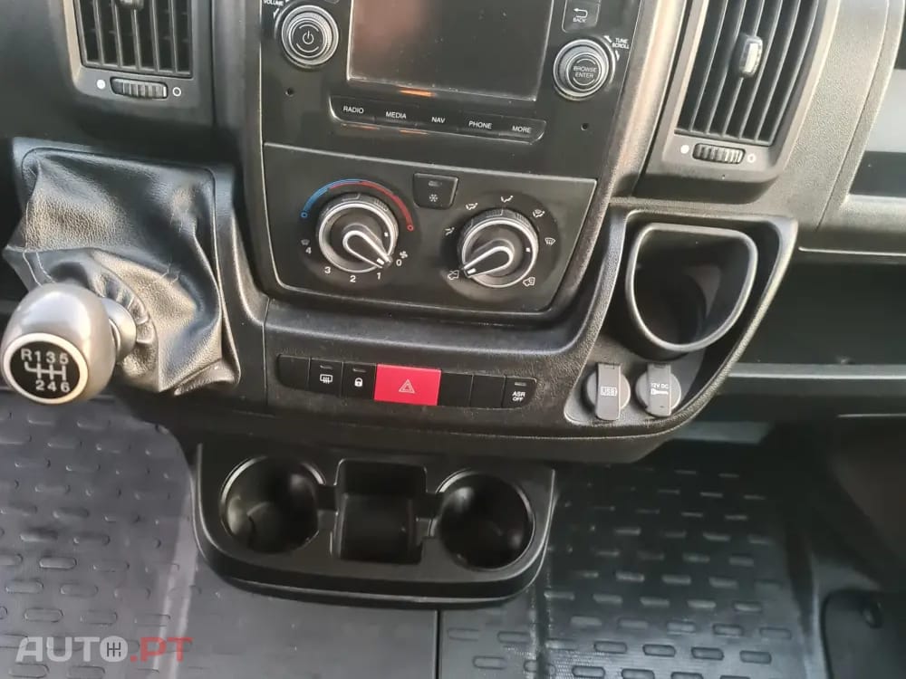 Citroën Jumper 2.0 BlueHDi 33 L3H2 — fotografia 19