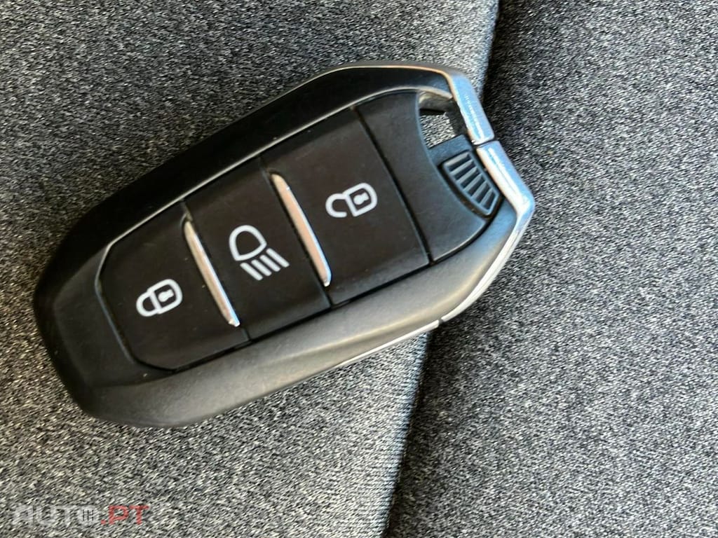 Citroen C5 Aircross 1.6 Hybrid Feel e-EAT8
