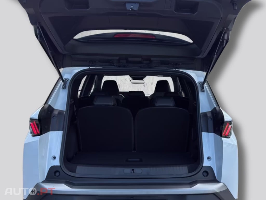 Peugeot E-5008 I.V.A DEDUTIVEL Allure