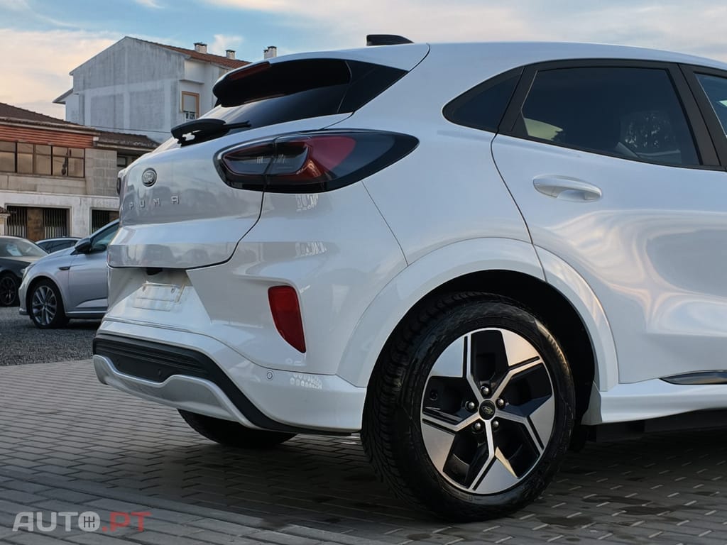 Ford Puma Gen-E 54 kWh Premium
