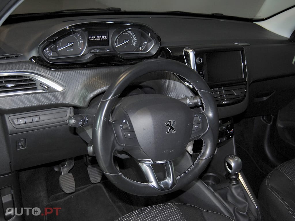 Peugeot 208 1.2 PureTech Allure