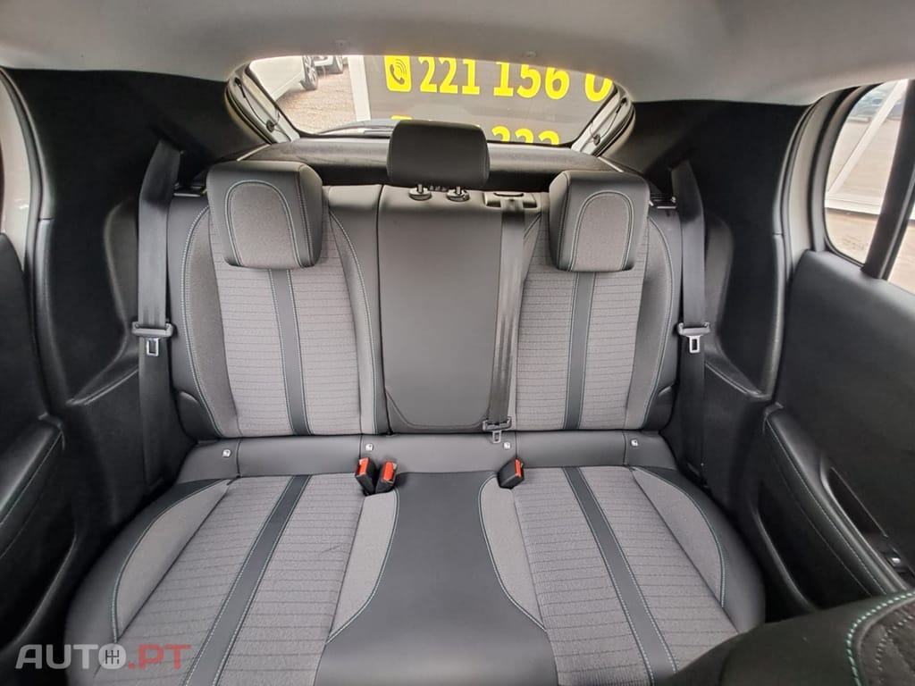 Peugeot E-208 50 kWh Allure