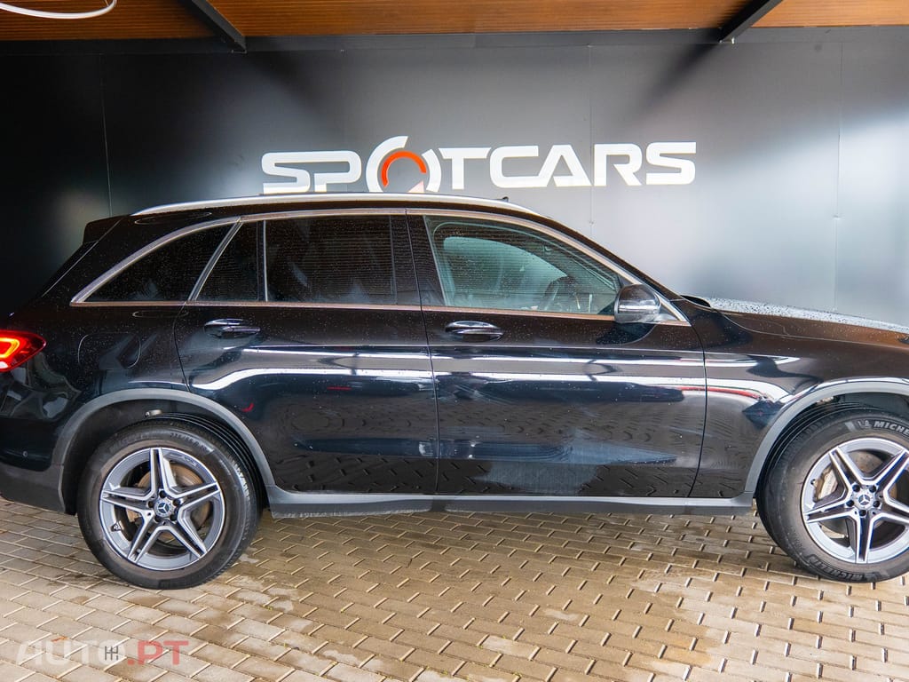 Mercedes-Benz GLC 300 4MATIC AMG LINE