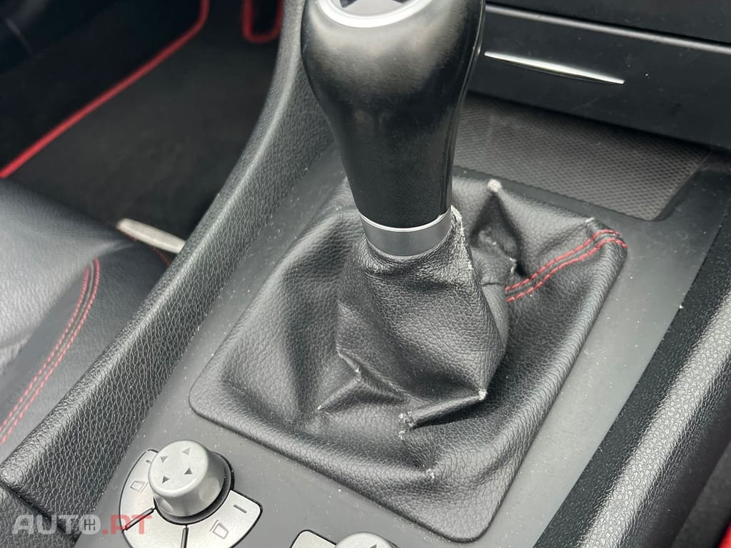 Mercedes-Benz SLK 200 Outro