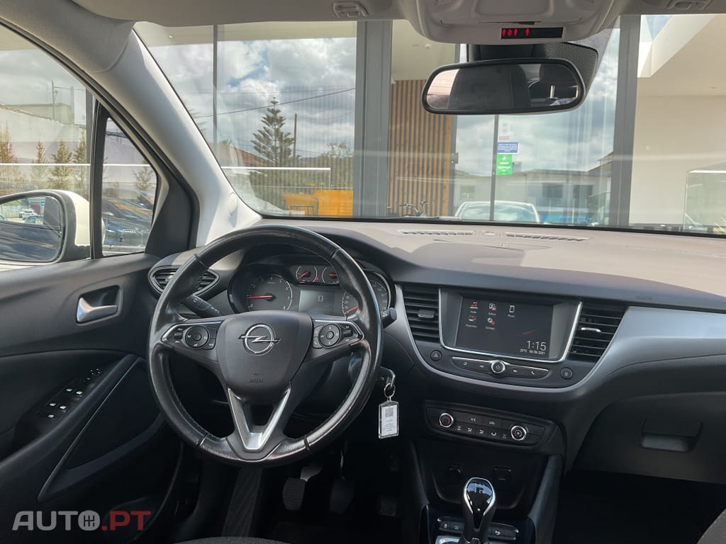 Opel Crossland X 1.2 Business Edition
