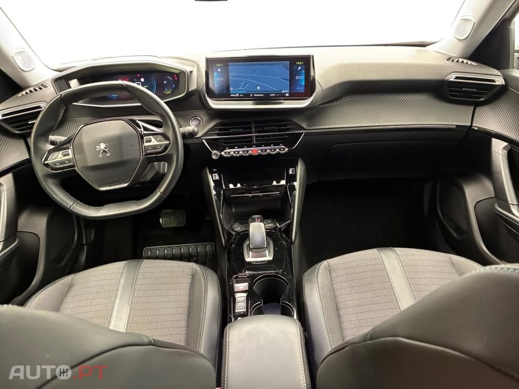 Peugeot 2008 1.2 PureTech Style