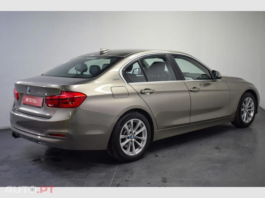 BMW 330 e iPerformance Advantage