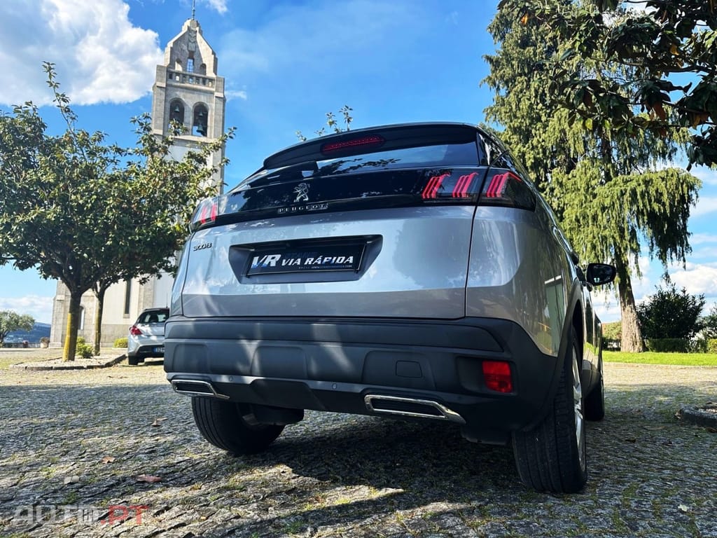 Peugeot 3008 1.5 BlueHDi Active
