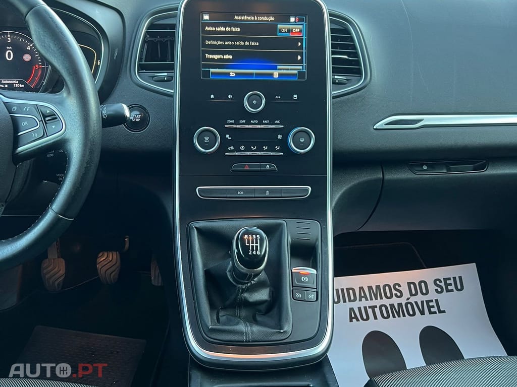 Renault Scénic 1.6 dCi Confort 7 LUGARES
