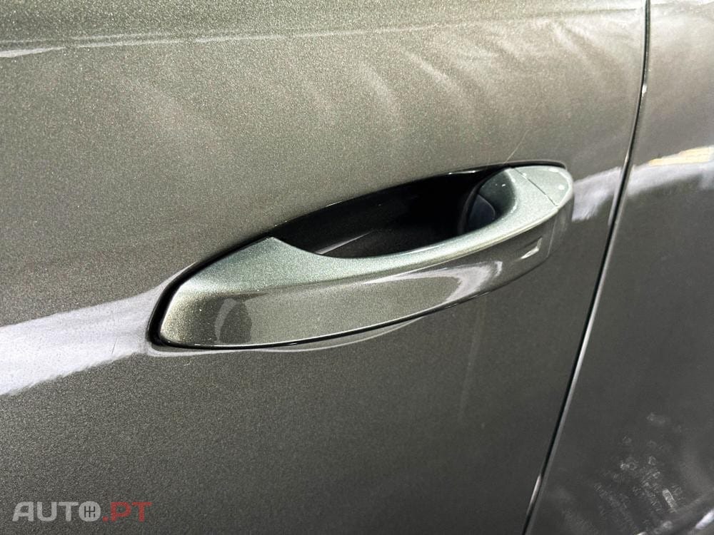 Citroen C5 X 1.6 Hybrid Feel Pack e-EAT8