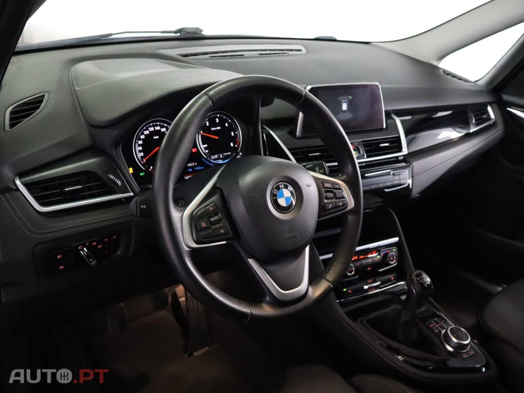 BMW 216 d Auto Line sport