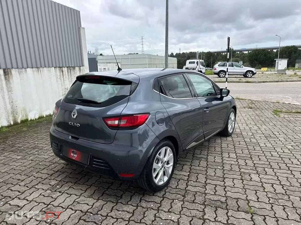 Renault Clio 0.9 TCe Limited Bi-Fuel
