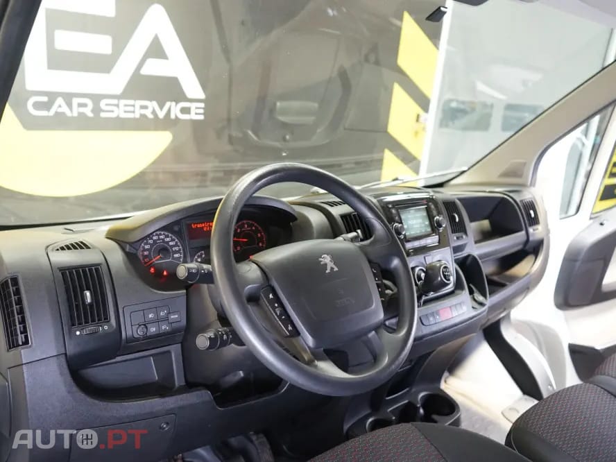 Peugeot Boxer 2.0 BlueHDi 330 L2H2
