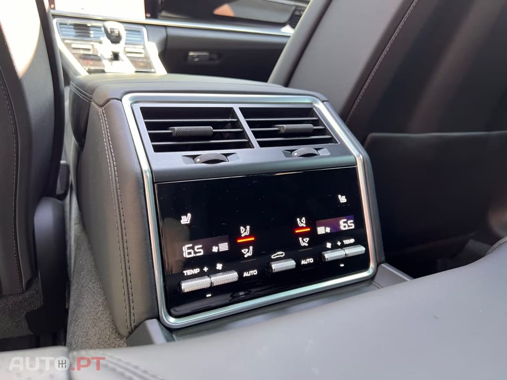 Porsche Panamera 4S E-Hyb I.V.A DEDUTIVEL 