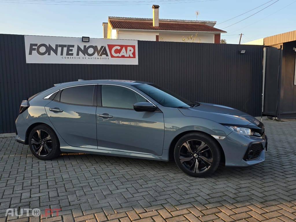 Honda Civic 1.0 ELEGANCE NAV