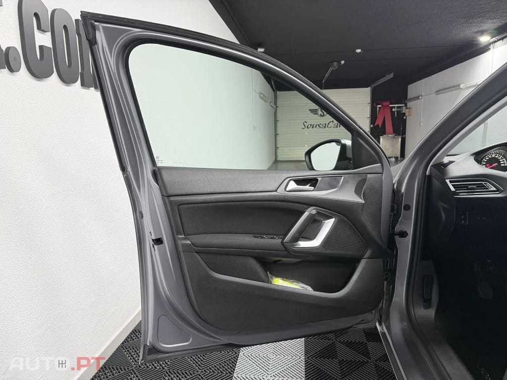 Peugeot 308 PureTech 110 Stop & Start Active