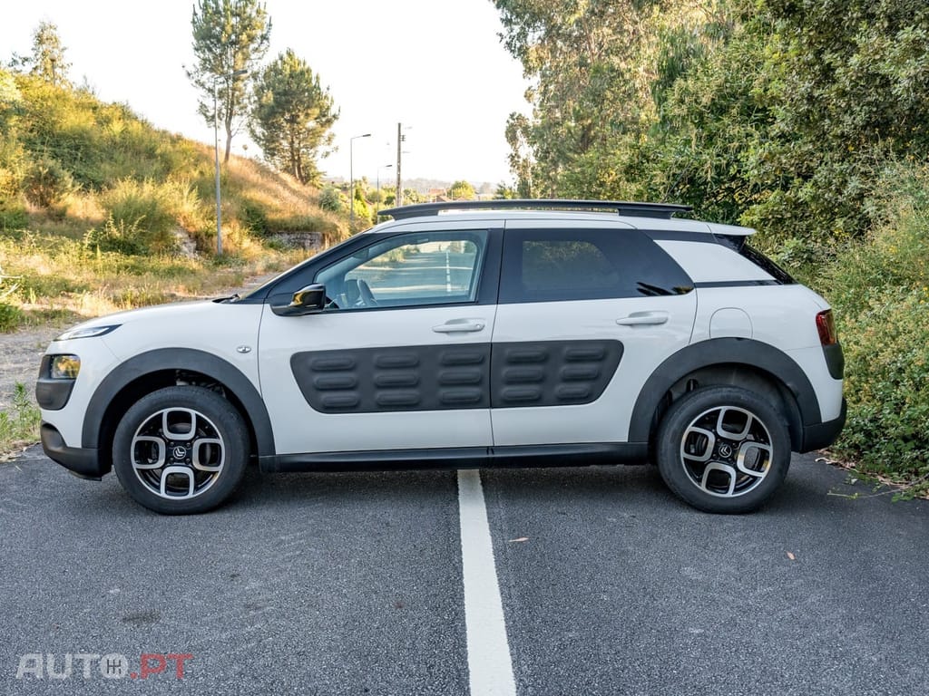 Citroen C4 Cactus 1.2 PureTech Shine