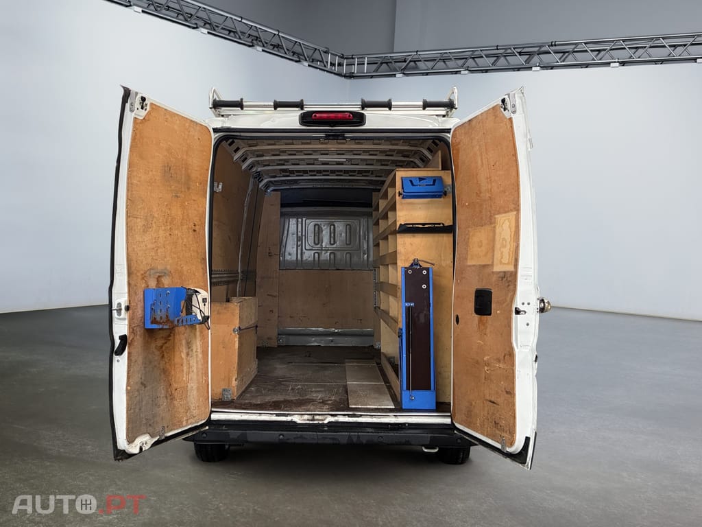 Peugeot Boxer 2.2 BlueHDi 335 L3H2