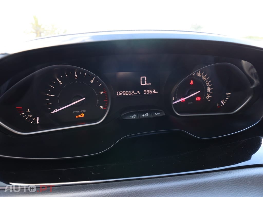 Peugeot 208 1.5 BlueHDi Active