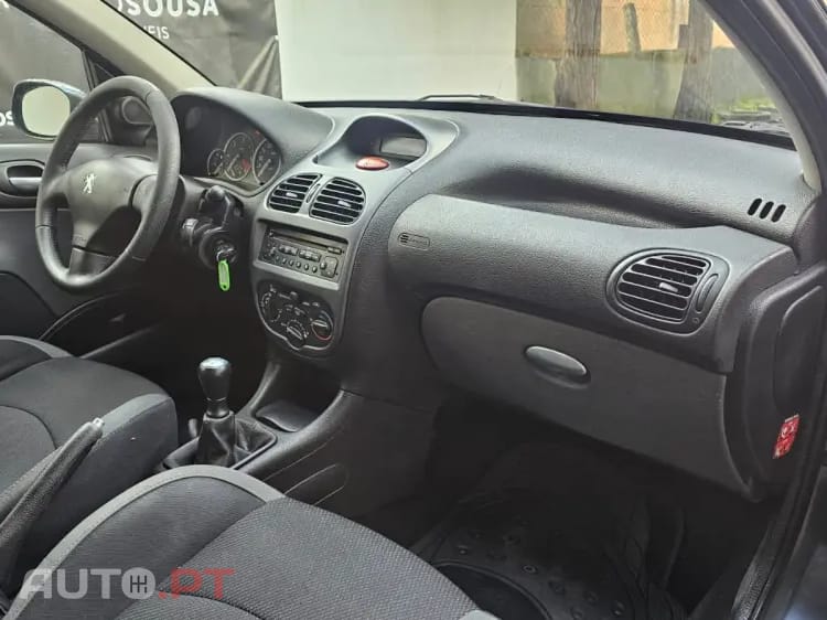 Peugeot 206 1.6 HDi XS