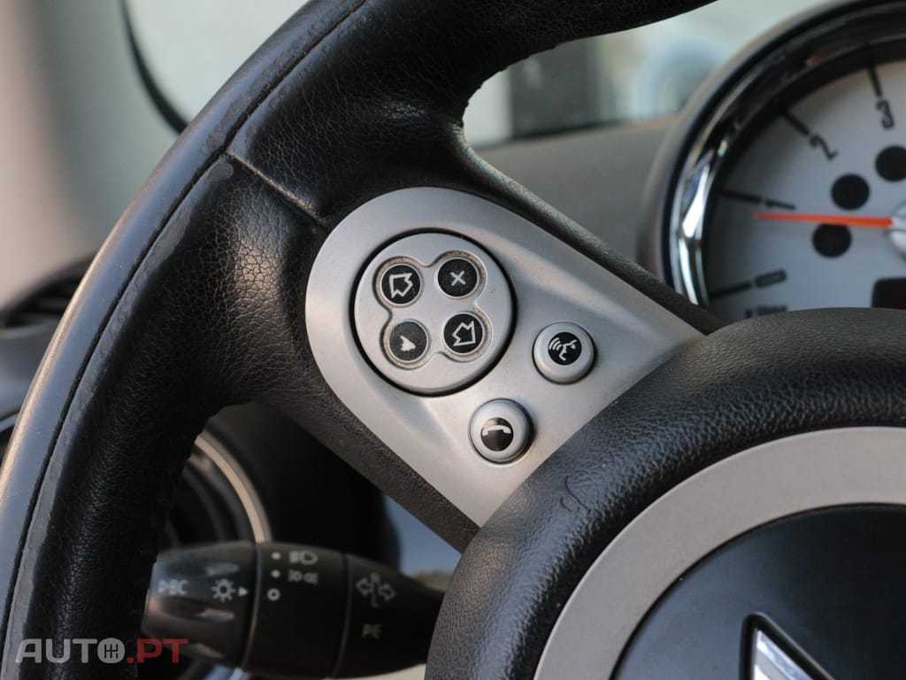 MINI Cooper Cooper D