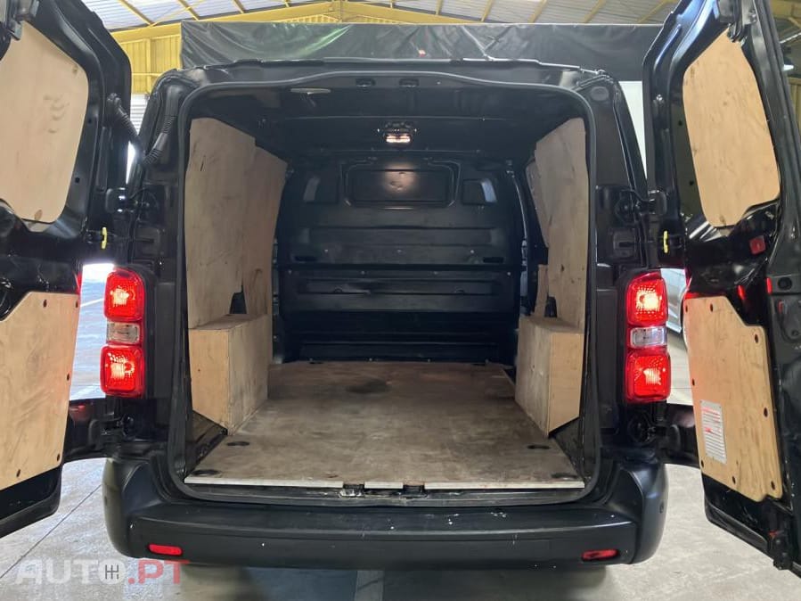 Peugeot Expert Long 2.0 BlueHDi Asphalt