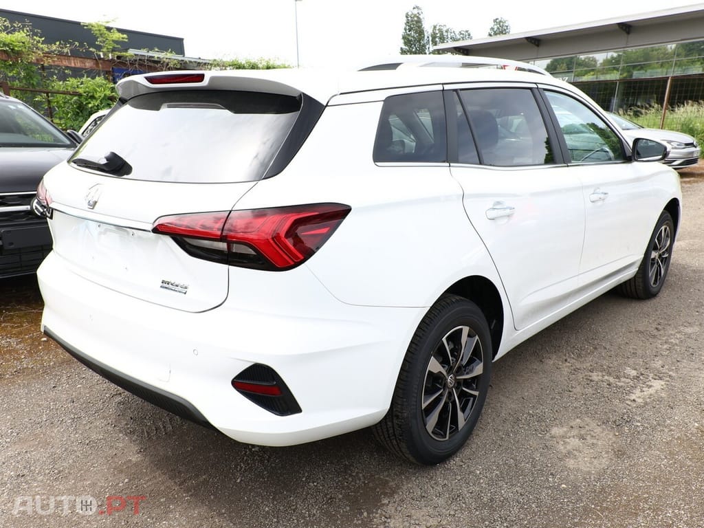 MG MG5 CONFORT 61KW NOVO 10 KM