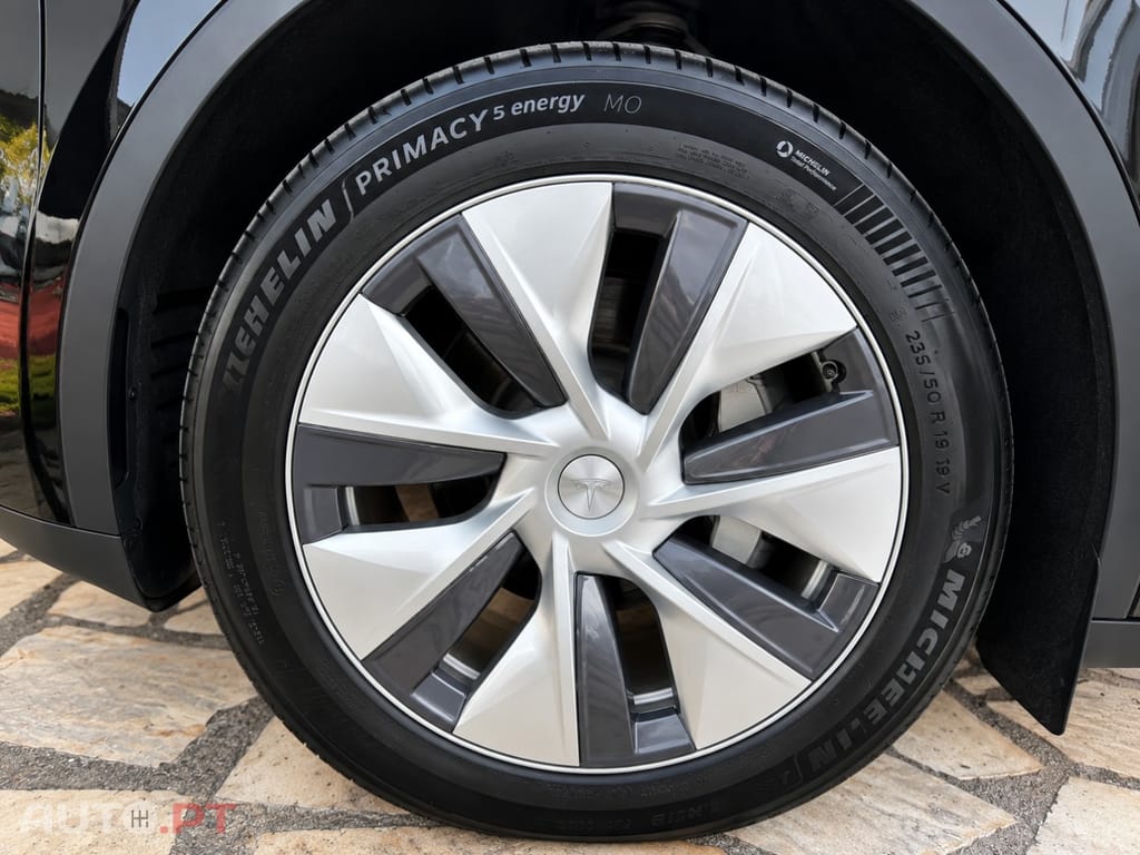 Tesla Model Y Tração Traseira