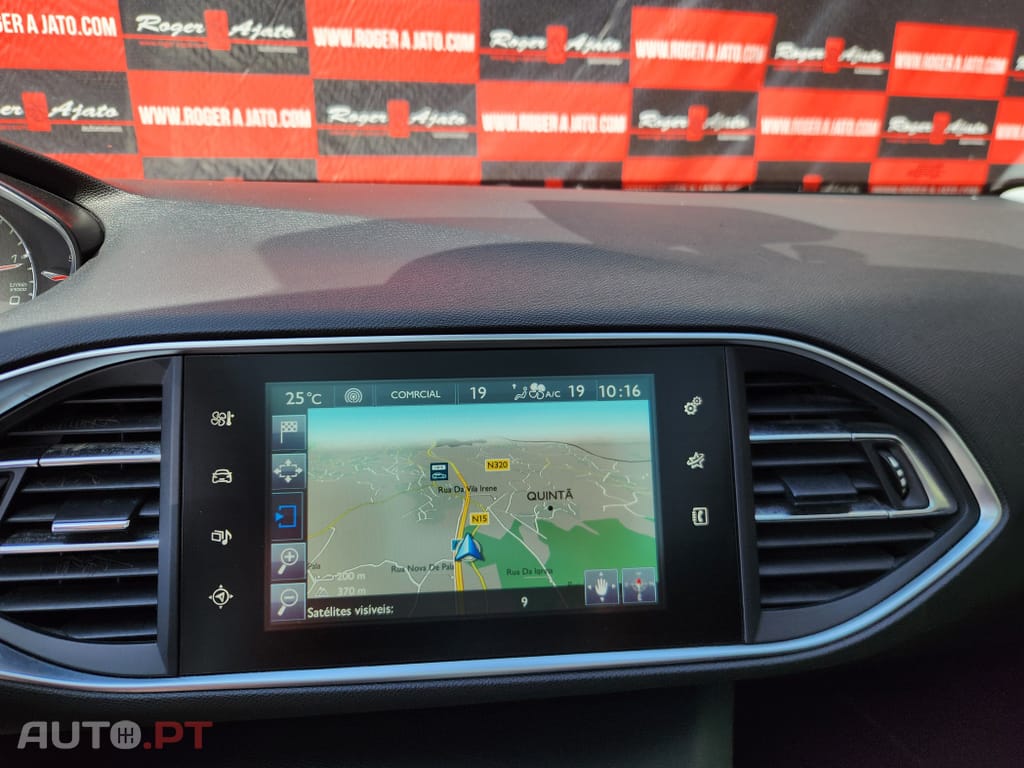 Peugeot 308 1.6 BlueHDi Style J17