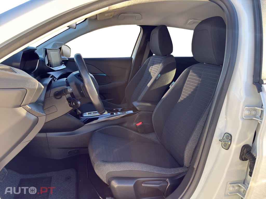 Peugeot E-208 E-Style