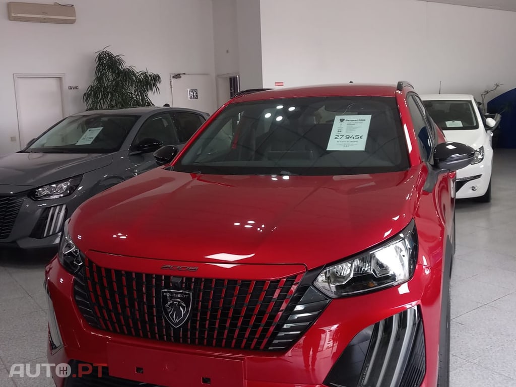 Peugeot 2008 Allure 1.2 PURETECH 100 CV