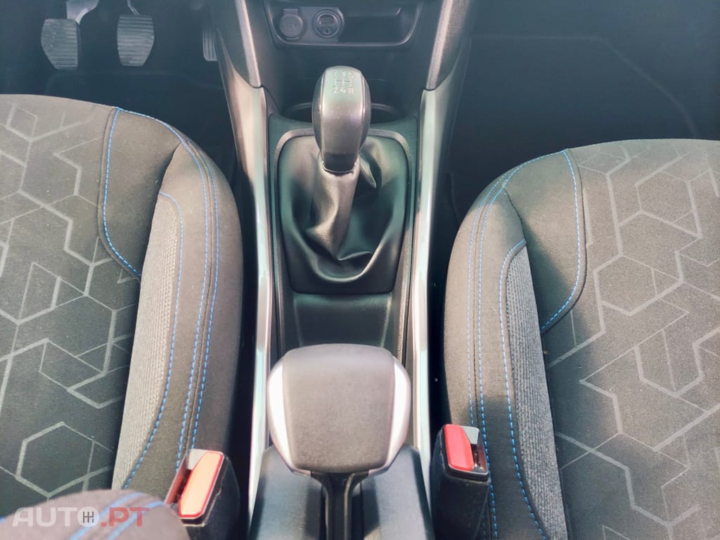 Peugeot 2008 1.2 PureTech Style