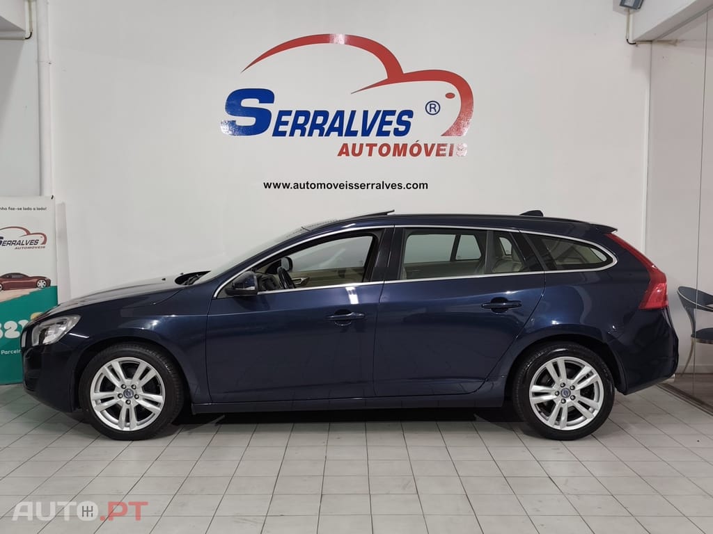 Volvo V60 2.0 D4 Momentum