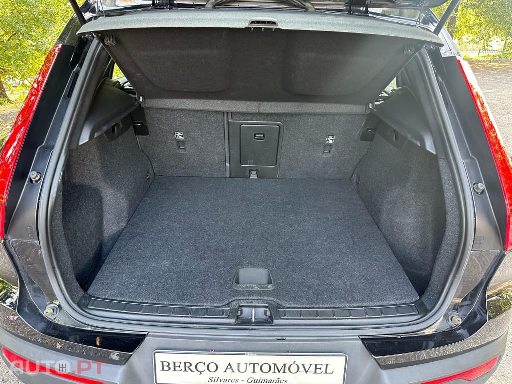 Volvo XC40 Recharge Plus