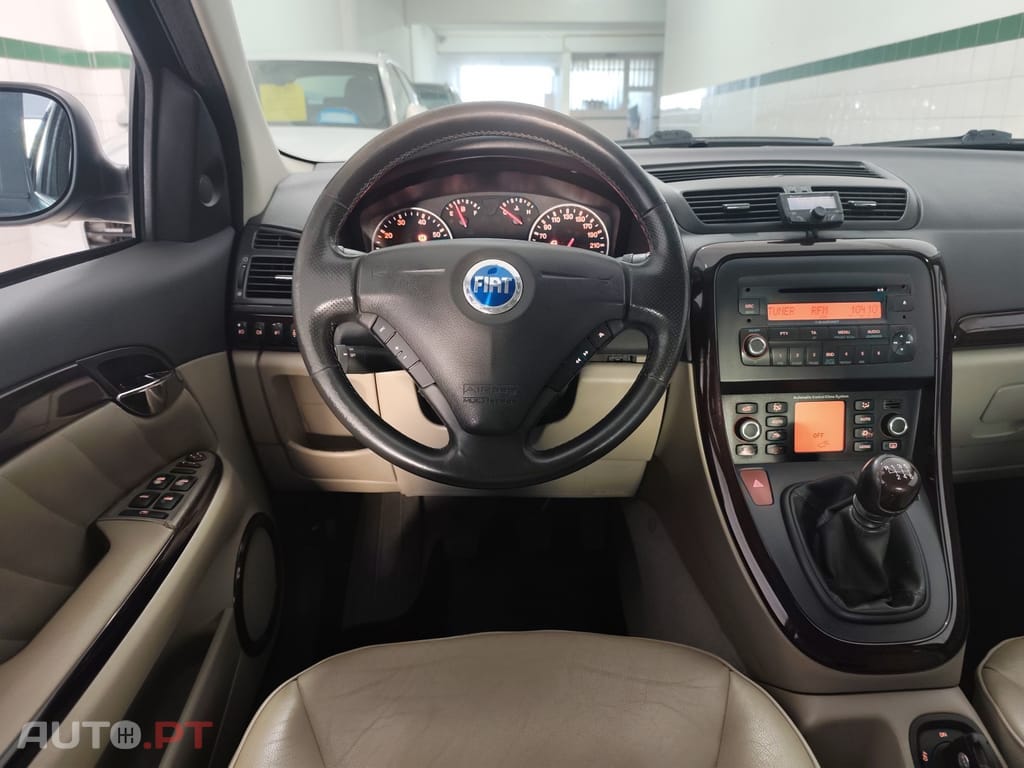 Fiat Croma 1.9 M-Jet Emotion