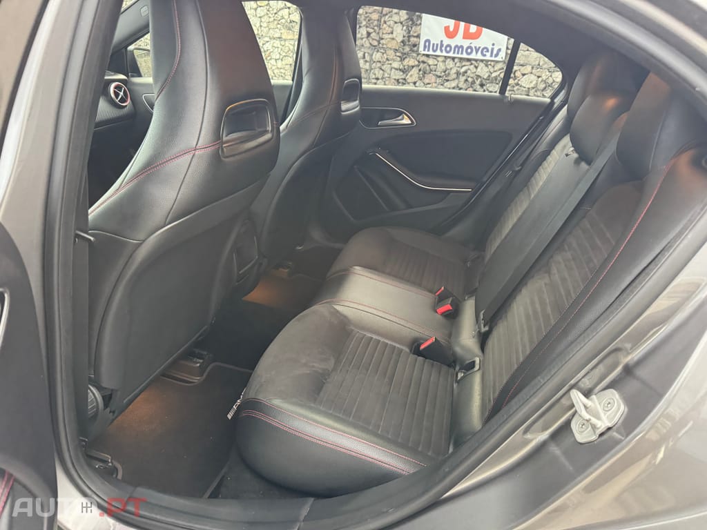 Mercedes-Benz A 180 d AMG Line