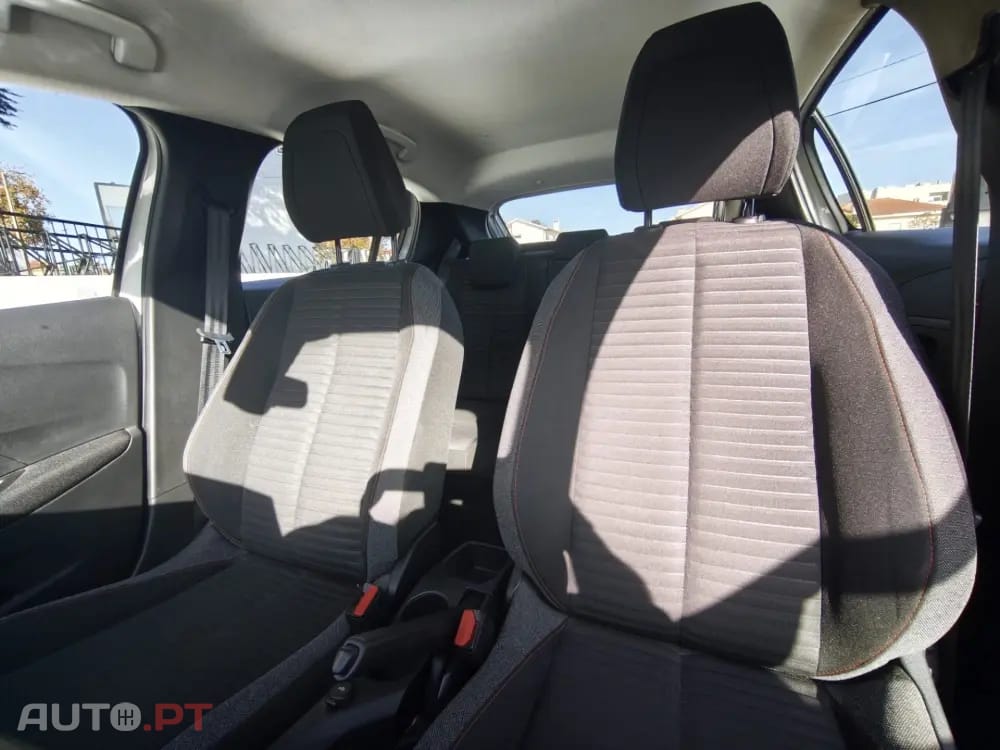 Peugeot 208 1.2 PureTech Allure Pack EAT8