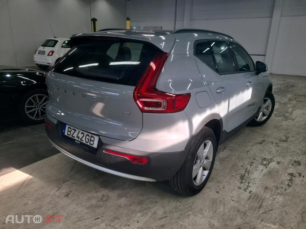 Volvo XC40 2.0 B3 Essential