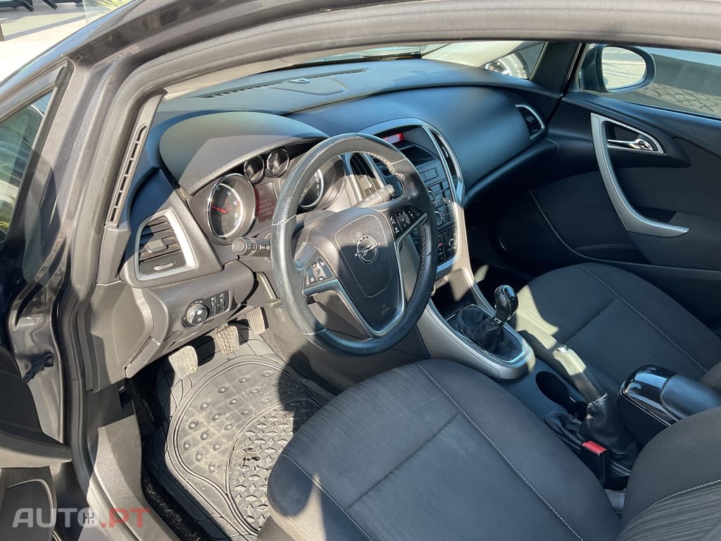 Opel Astra Sports Tourer 1.3 CDTi Cosmo S/S