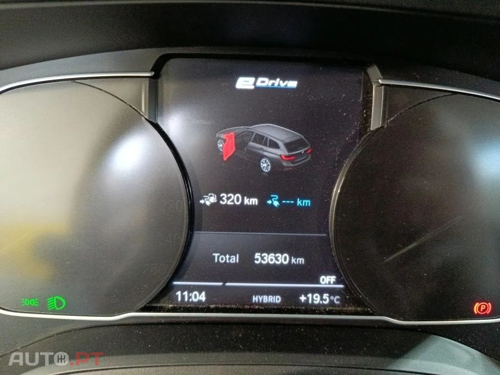 BMW 330 e Touring Corporate Edition Auto