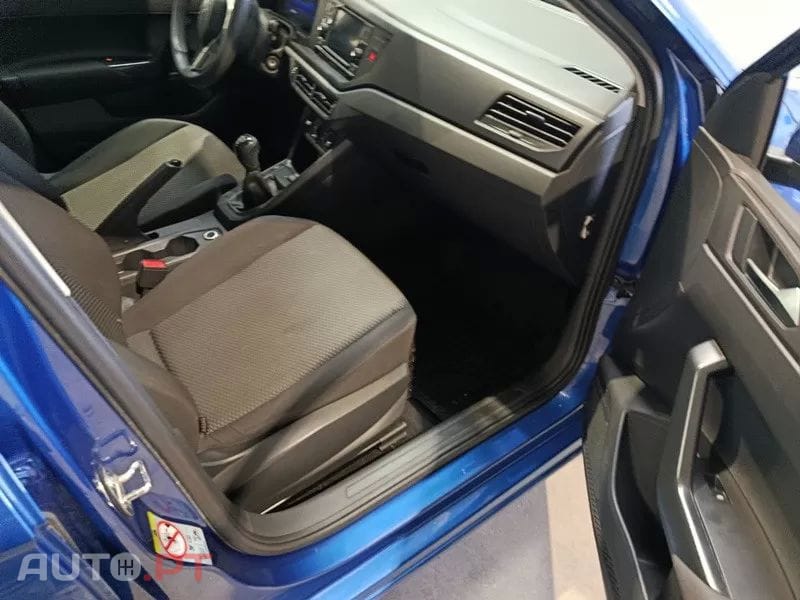 Volkswagen Polo 1.0 Confortline