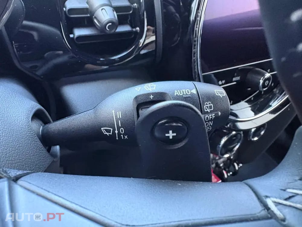 MINI Cooper John Cooper Works Auto Desportiva