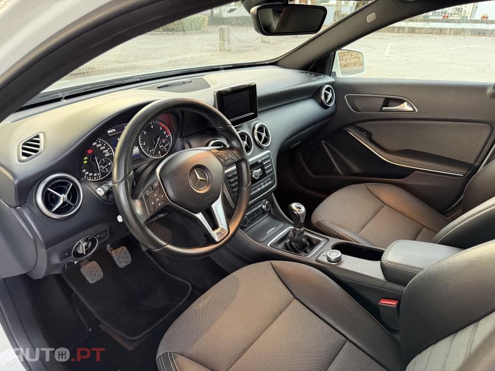 Mercedes-Benz A 180 d BlueEFFICIENCY Edition Style