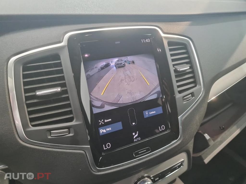 Volvo XC90 2.0 T8 PHEV Momentum Plus AWD