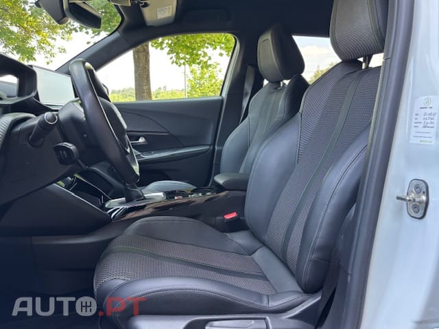 Peugeot 2008 PureTech 130 Stop&Start GT-Line Edition
