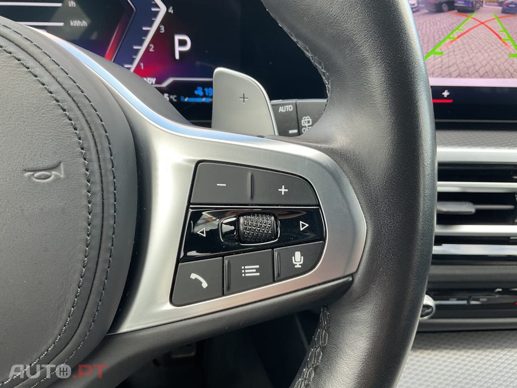 BMW 330 e Pack M Auto