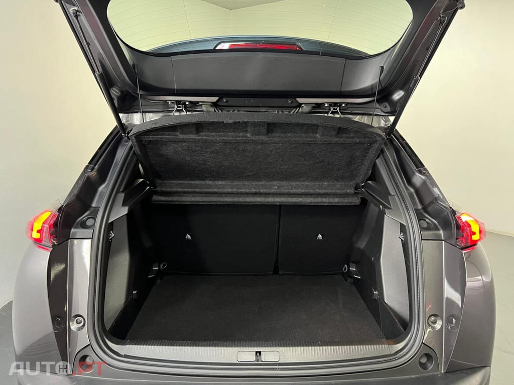 Peugeot 2008 1.2 PureTech 100cv Allure Pack