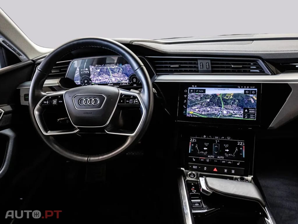 Audi E-Tron I.V.A DEDUTÍVEL  50 QUATTRO KEYLESS