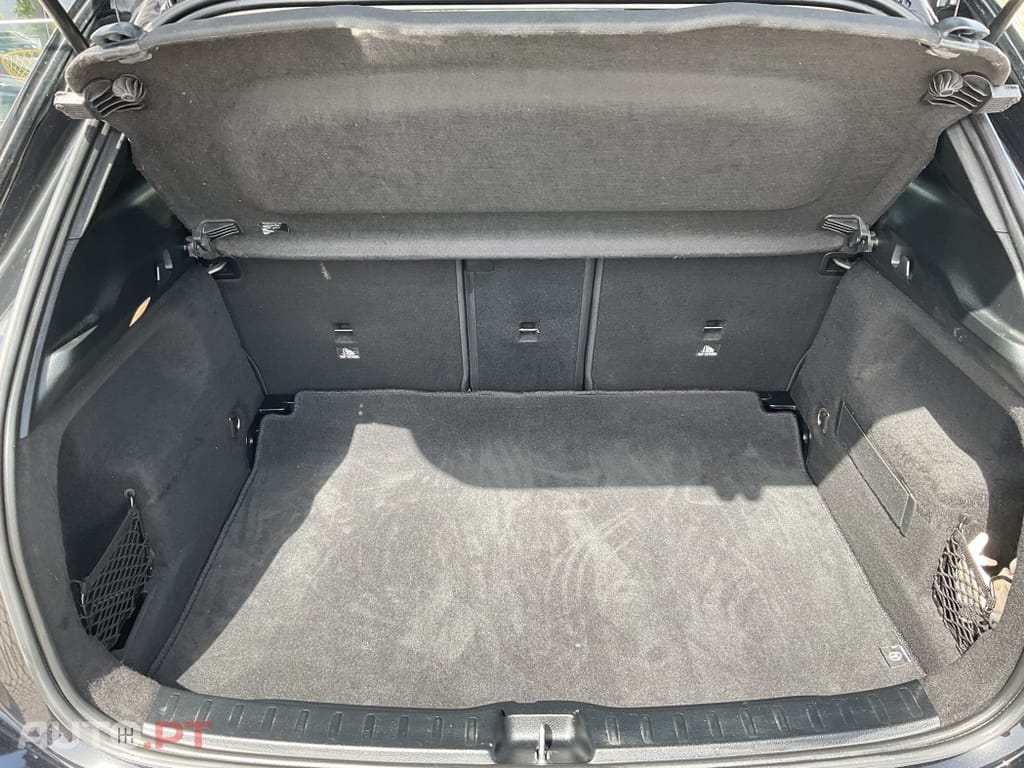 Mercedes-Benz GLA 200 d