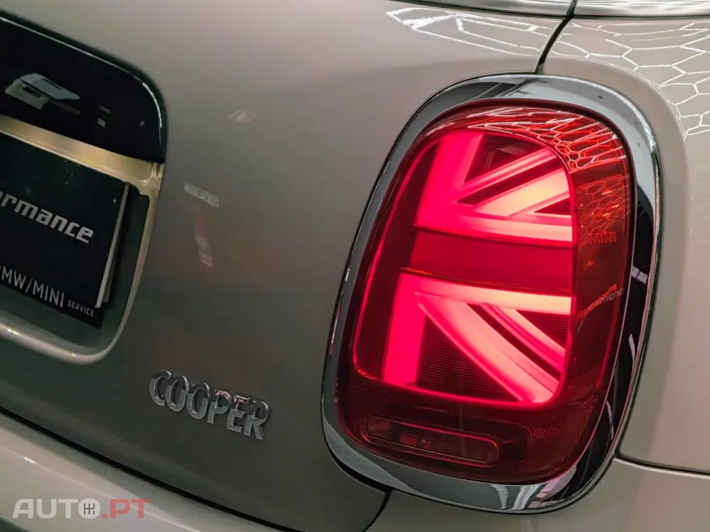 MINI Cooper Classic